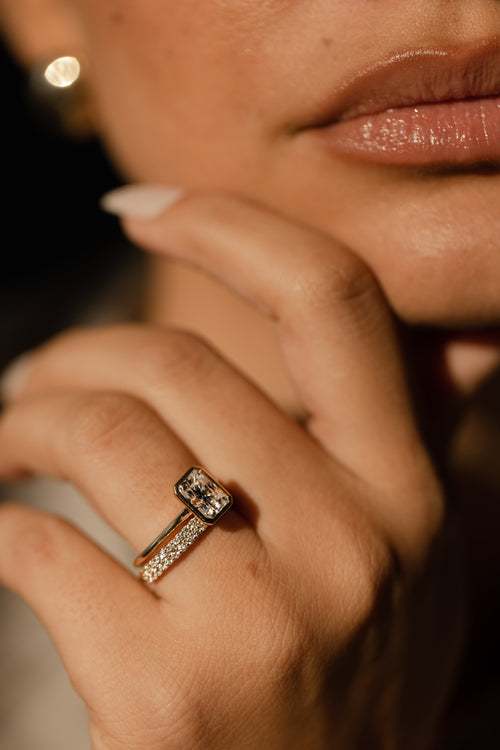 June Bezel || Radiant