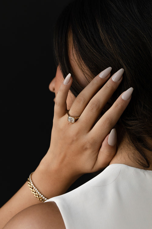 June Bezel || Asscher