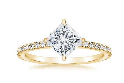 Kite set with pave band