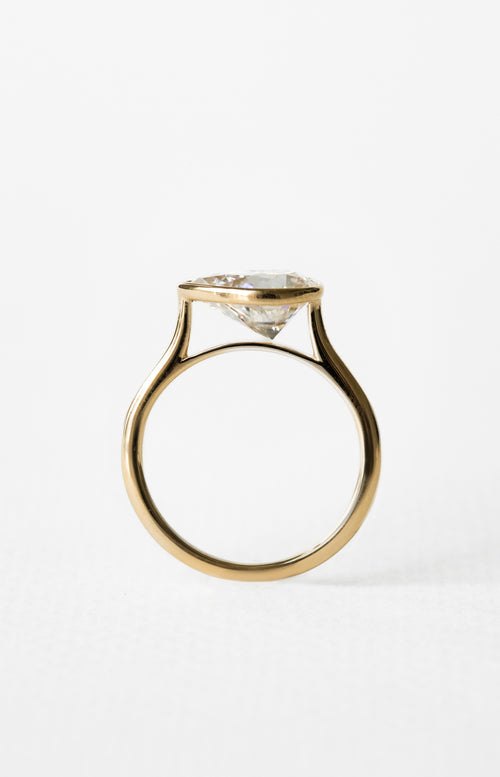 June Bezel || East-West Pear