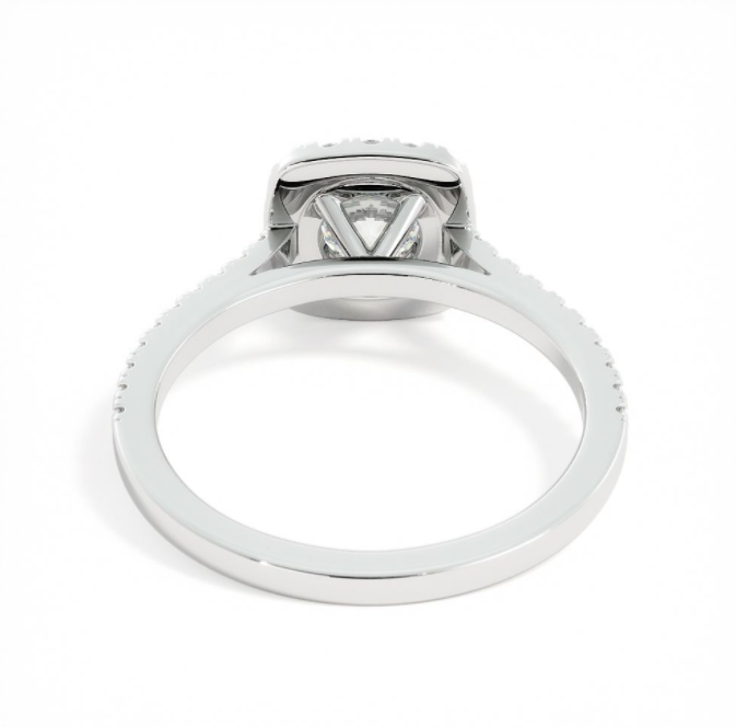 Gwyneth | Custom Cushion Halo with Round Brilliant