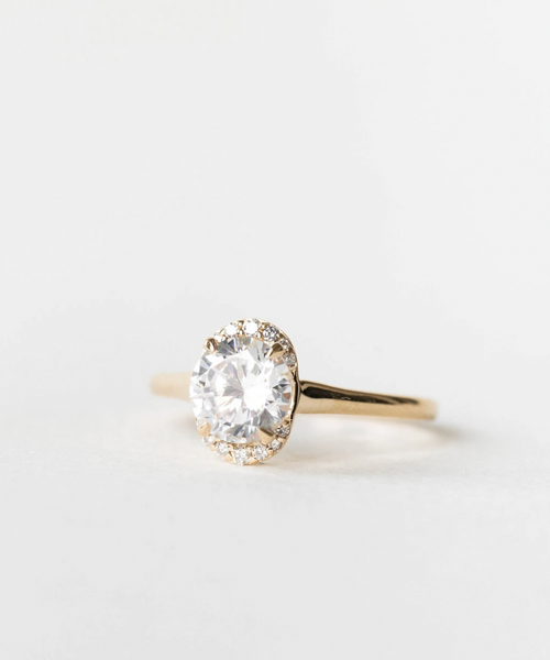 Laura | Custom Caraway | Round
