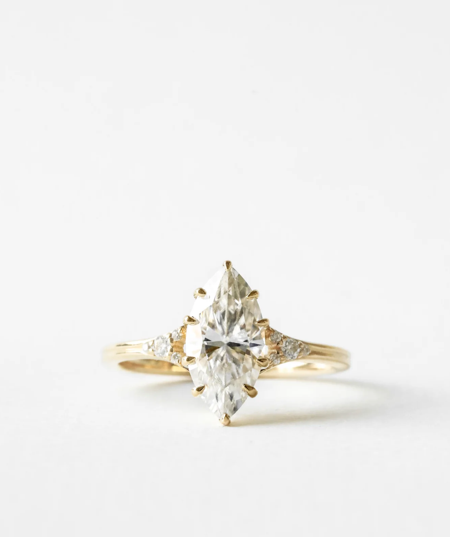 Dahlia Marquise | Quote R883