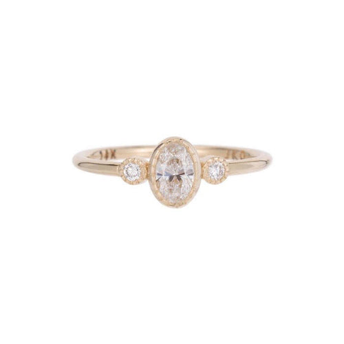 Amanda | Custom Three-Stone